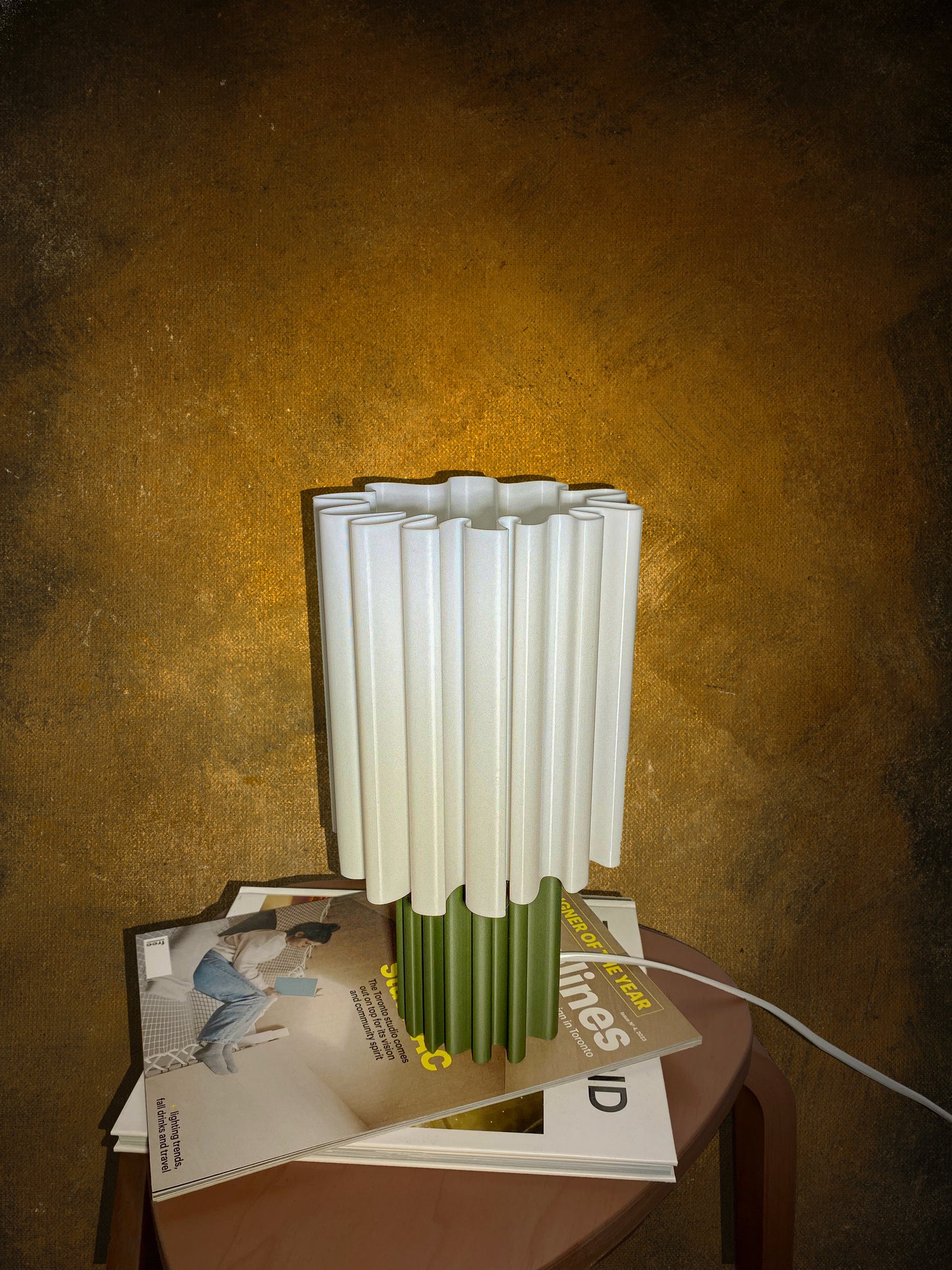 Dune Lamp - White (Olive Base)